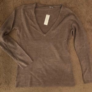 Women’s Medium NY&co sweater. NWT